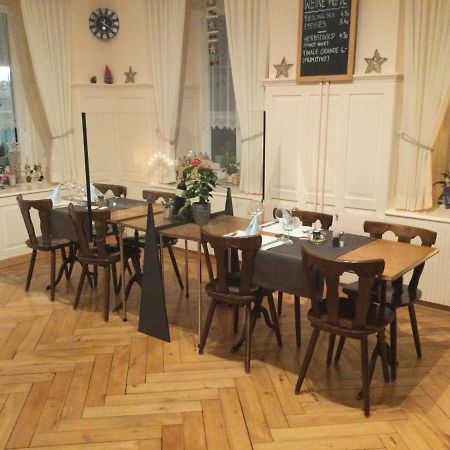 Hotel Restaurant Raben Linthal Екстериор снимка