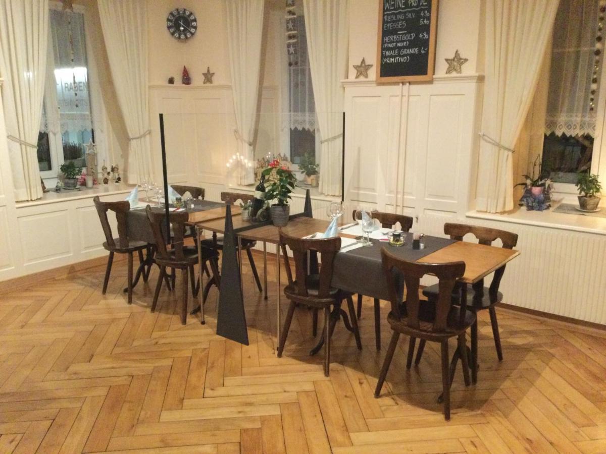 Hotel Restaurant Raben Linthal Екстериор снимка