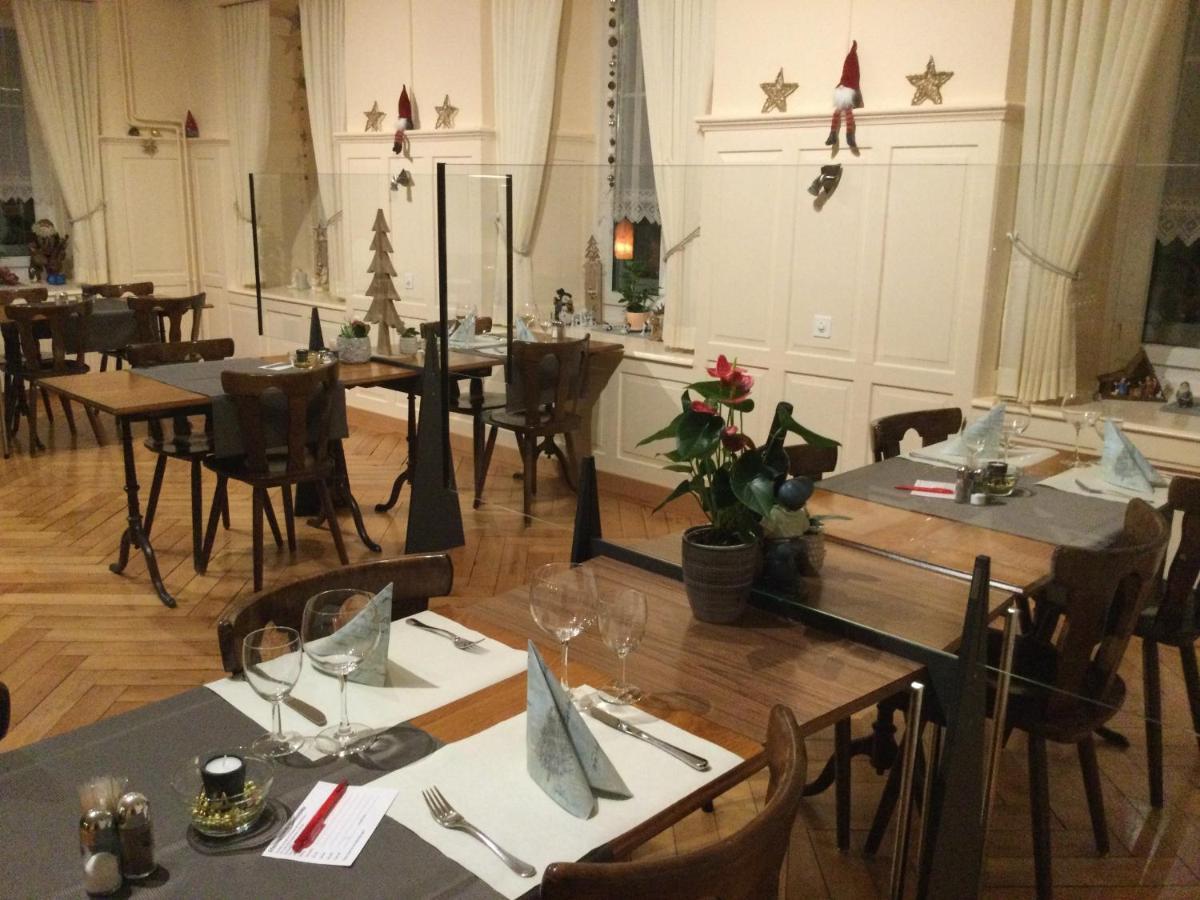 Hotel Restaurant Raben Linthal Екстериор снимка