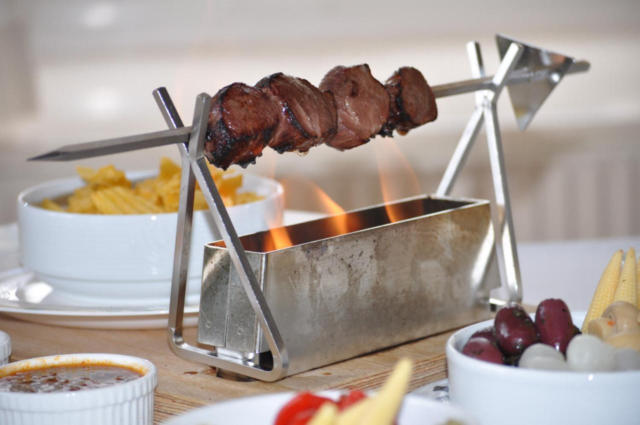 Hotel Restaurant Raben Linthal Екстериор снимка