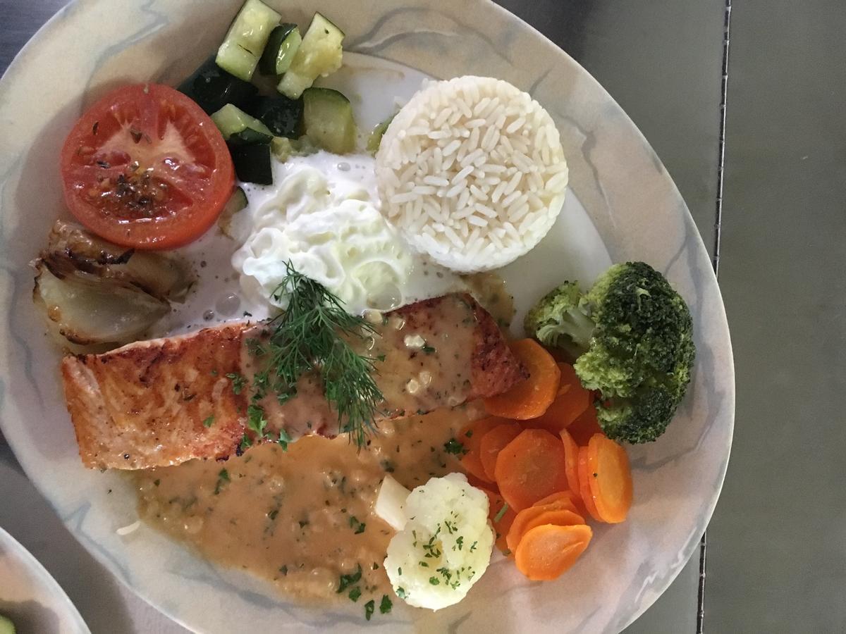 Hotel Restaurant Raben Linthal Екстериор снимка