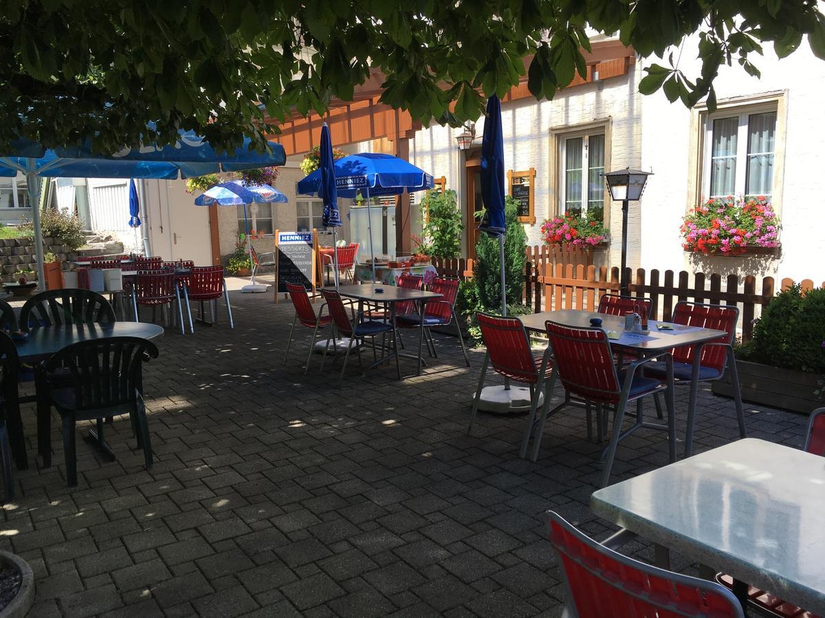 Hotel Restaurant Raben Linthal Екстериор снимка