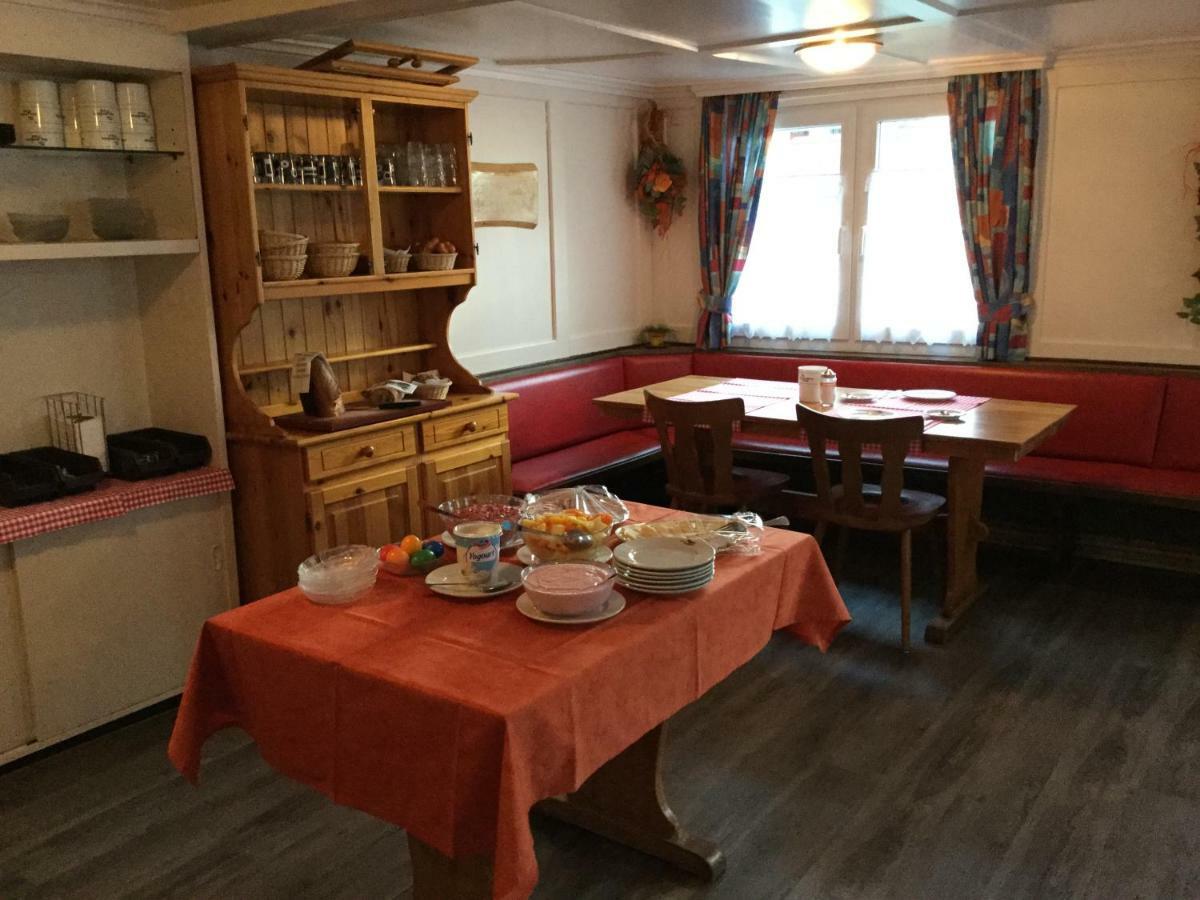 Hotel Restaurant Raben Linthal Екстериор снимка