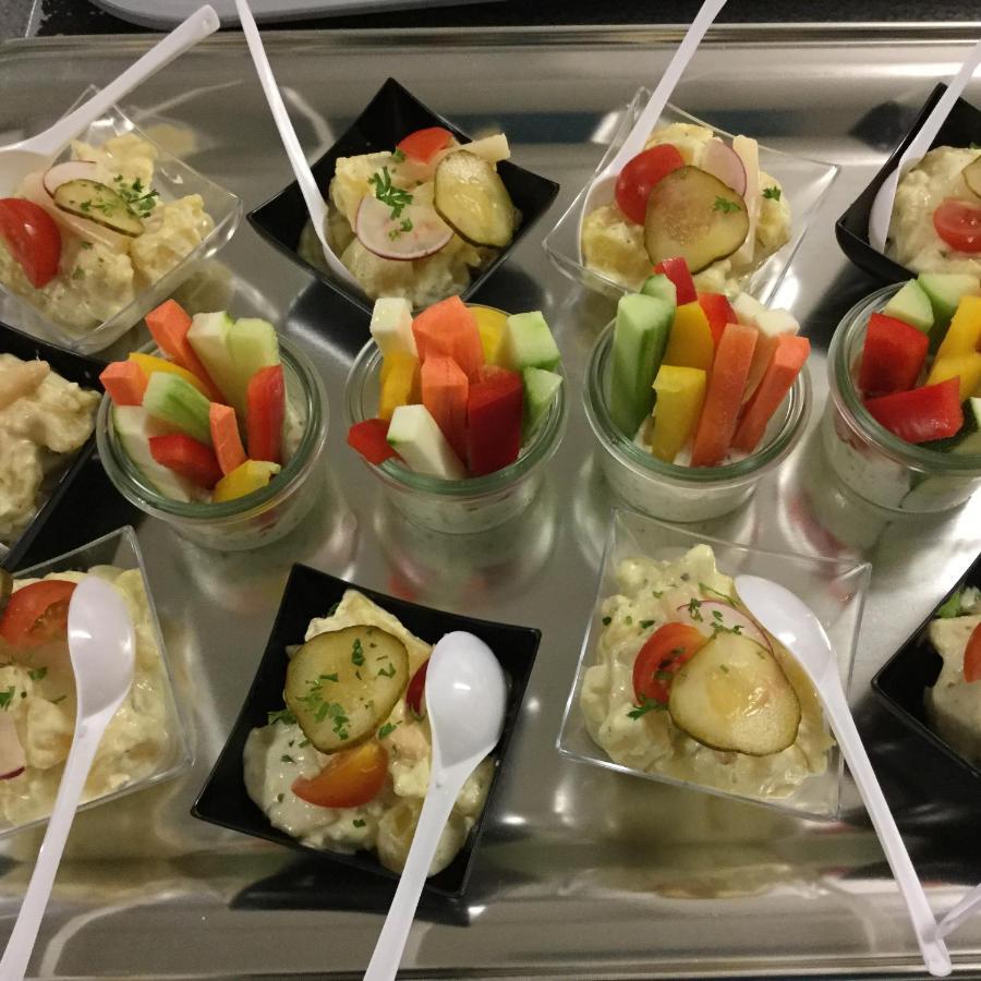 Hotel Restaurant Raben Linthal Екстериор снимка